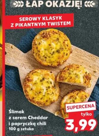 Ślimak z serem Cheddar i papryczką chili
