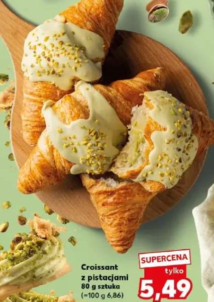 Croissant z pistacjami