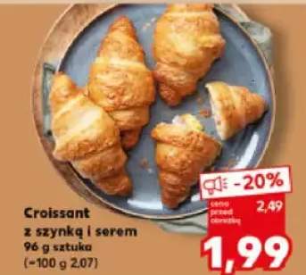 Croissant z szynką i serem