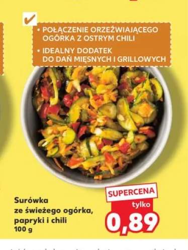 Surówka ze świeżego ogórka, papryki i chili