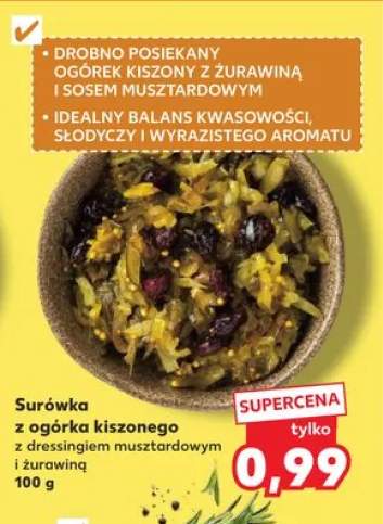 Surówka z ogórka kiszonego z dressingiem musztardowym i żurawiną