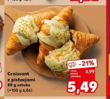 Croissant z pistacjami