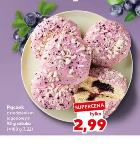 Pączek z nadzieniem jagodowym