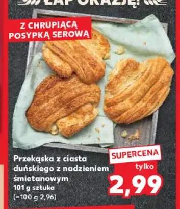 Przekąska z ciasta duńskiego z nadzieniem śmietankowym