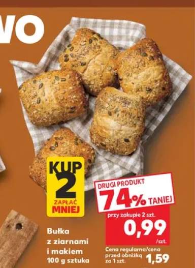 Bułka z ziarnami i makiem