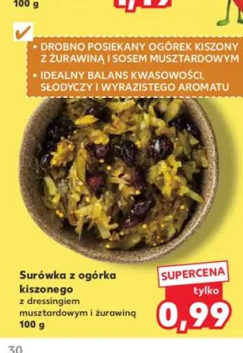 Surówka z ogórka kiszonego z dressingiem musztardowym i żurawiną